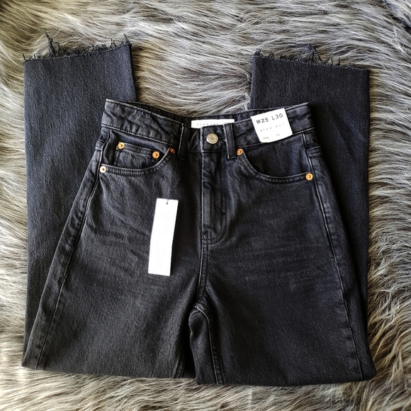 Topshop Denim - | Topshop | Black Wash Rip Straight Jeans